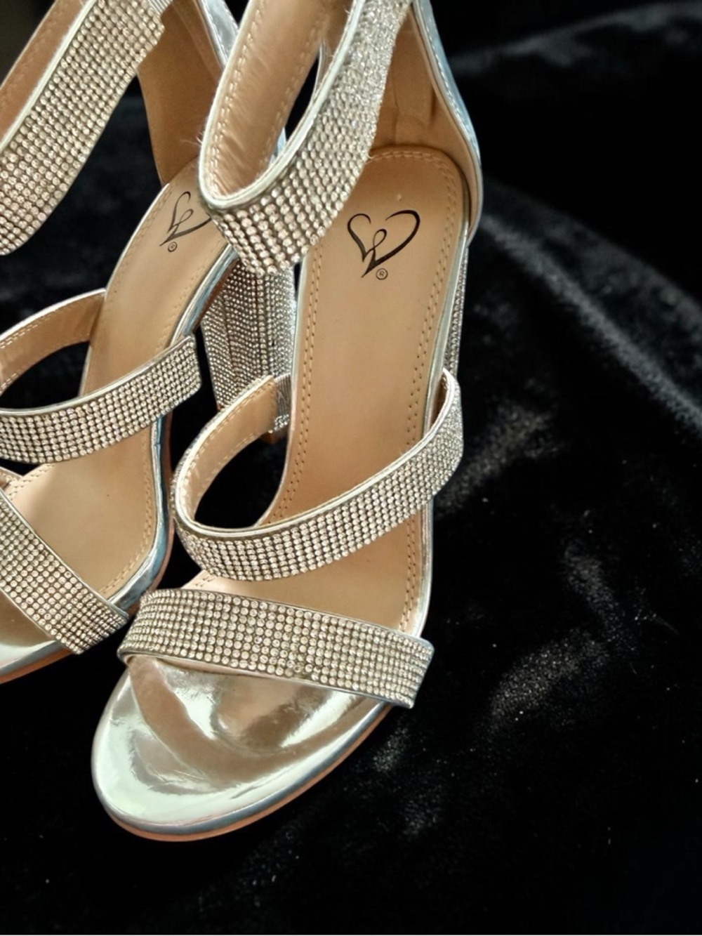 Windsor Crystal-Strap Silver Heeled Sandals SZ 6